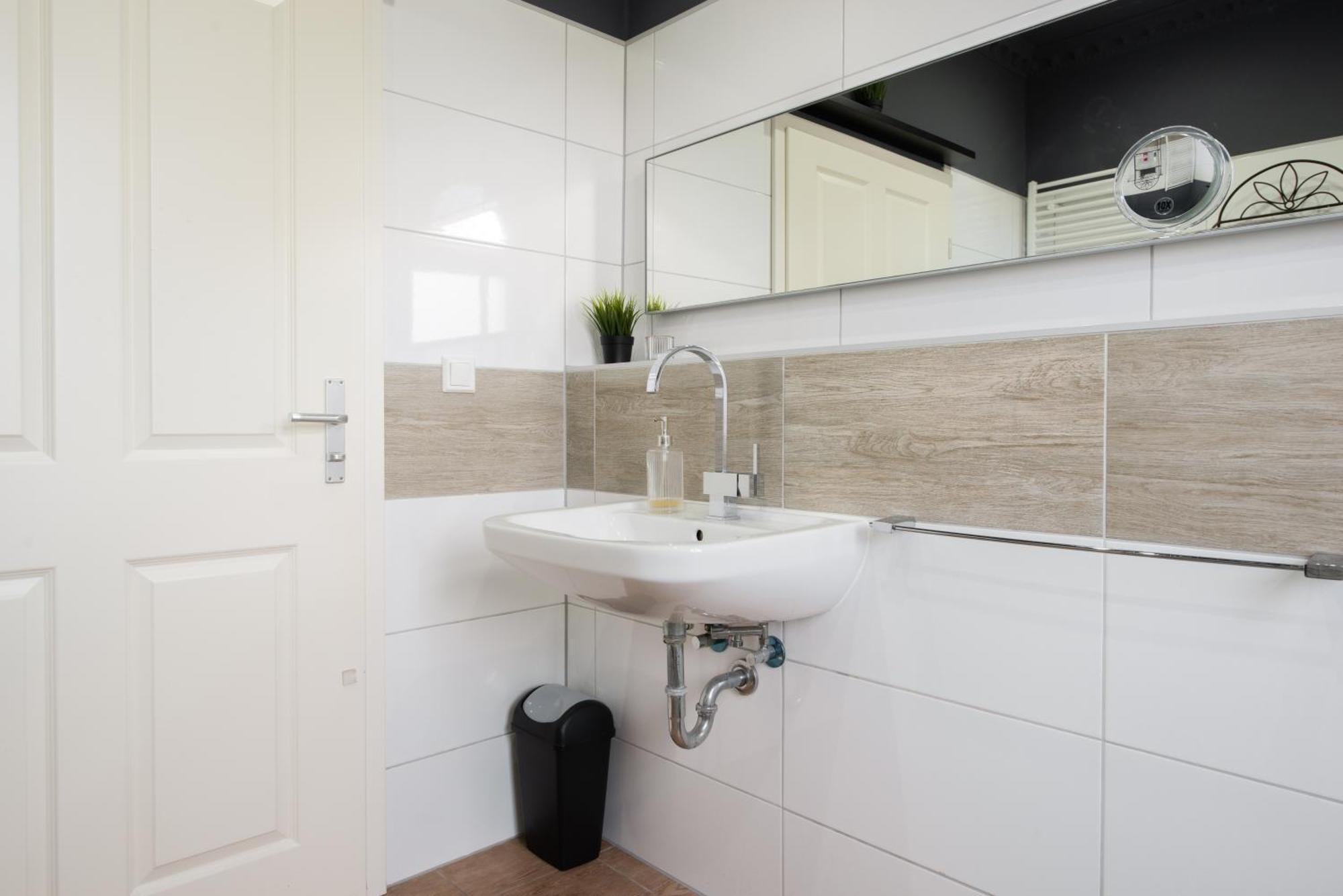 Apartment Birmingham Целле Екстер'єр фото